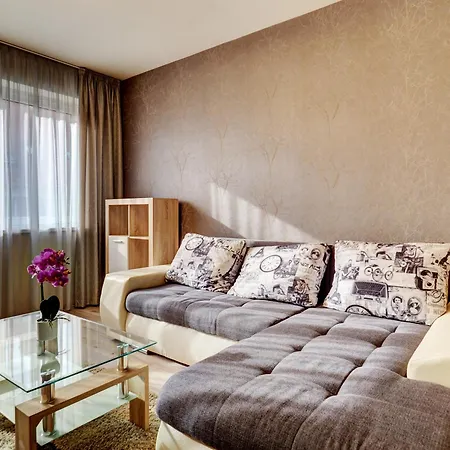 Hajnal Apartman * Szeged
