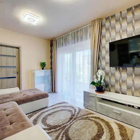 Hajnal Apartman Apartment *