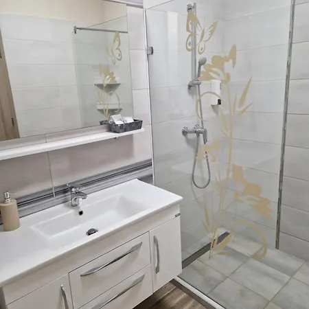 Apartment Hajnal Apartman